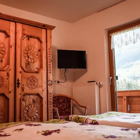 Holiday Kleinwiesen, Wald im Pinzgau
